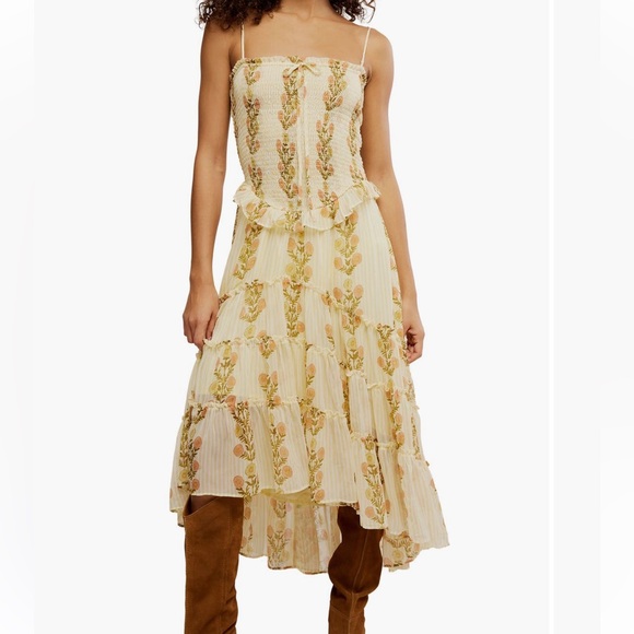 Free People Dresses & Skirts - Free People Alejandra Smocked Bodice Tiered Sundress